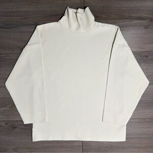 ZARA thick fabric boxy Cream Turtleneck Sweater